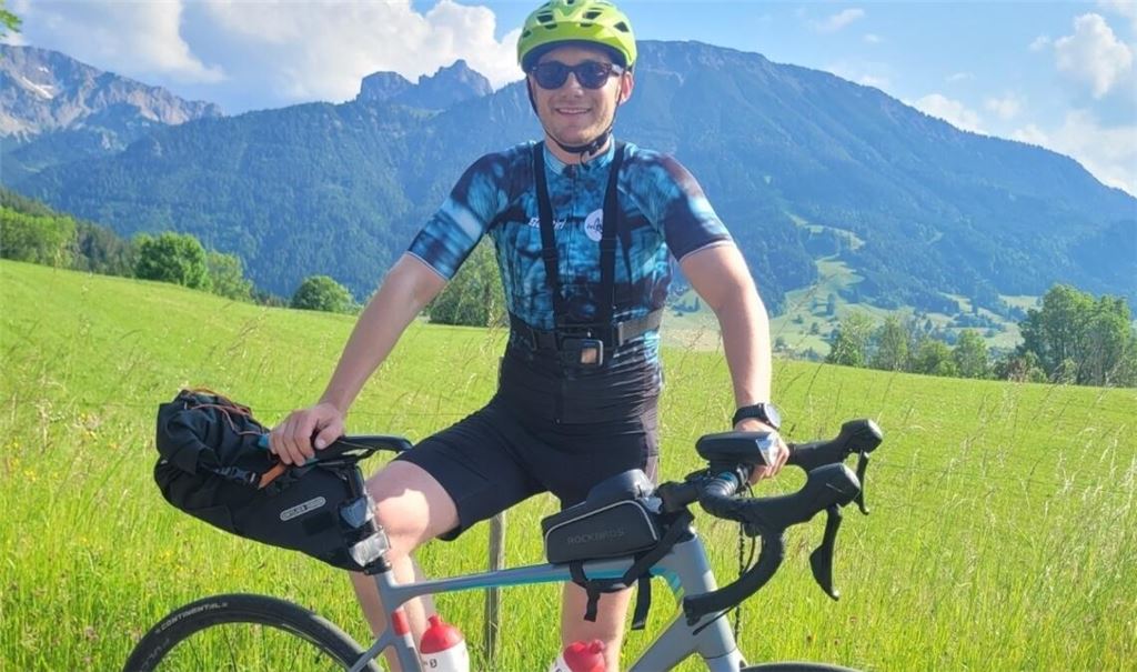 Durch seine Leidenschaft fürs Radfahren kommt Tobias Bachmann viel herum.