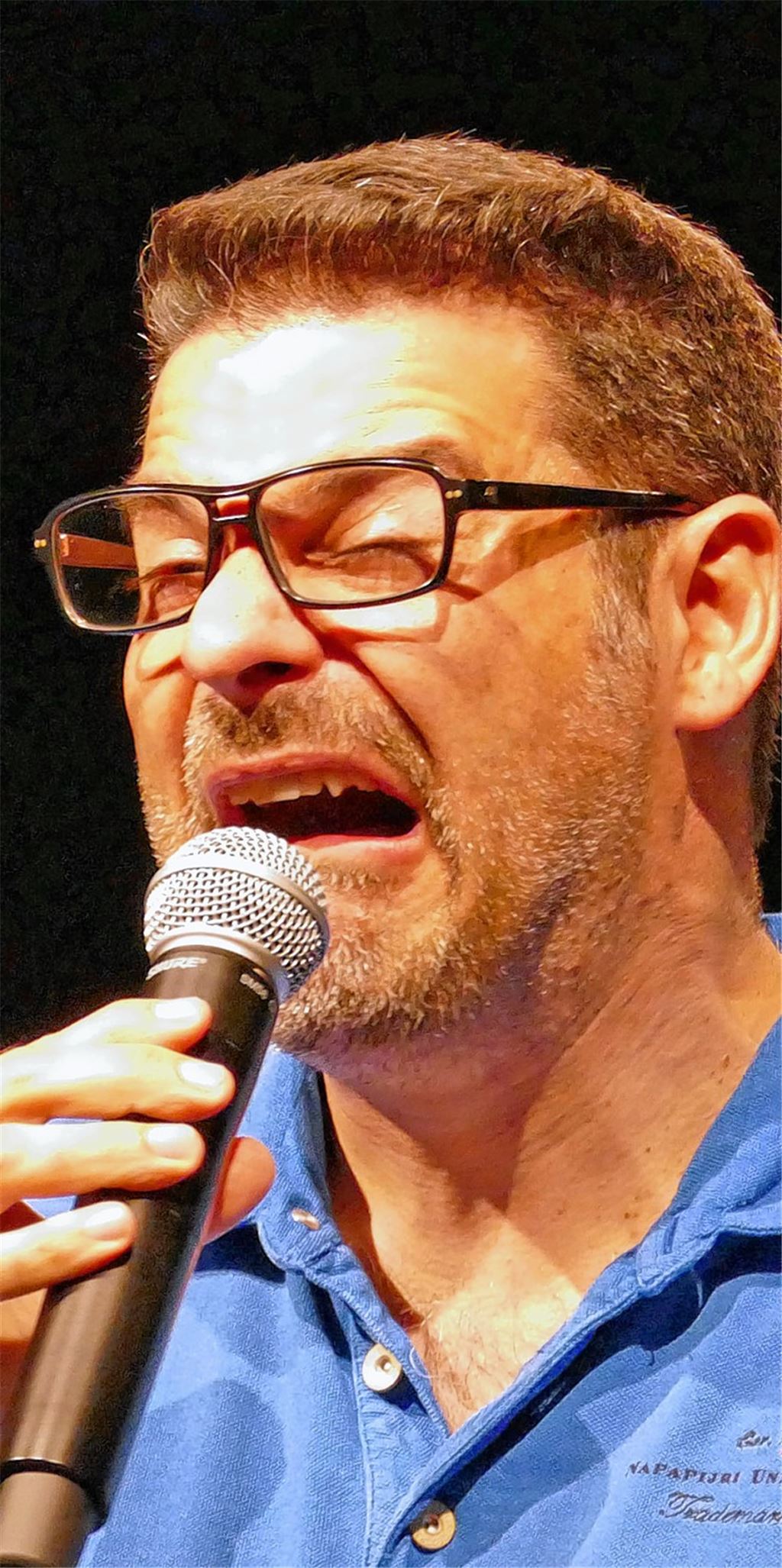 Ehe gut, Scheidung besser: Rick Kavanian in der Rolle eines Glückskeks-Spruch interpretierenden Chinesen.