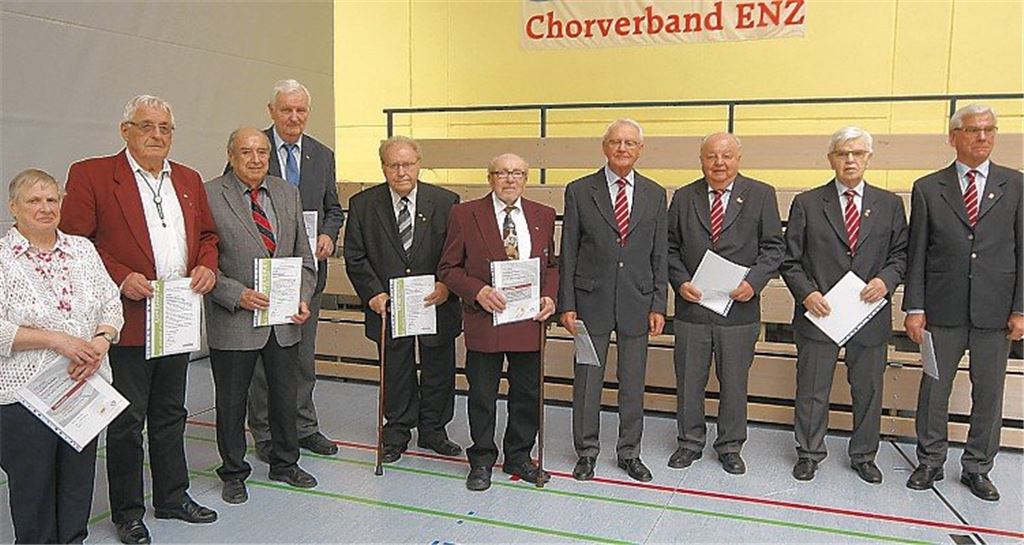 Chorverband dankt verdienten Sängern