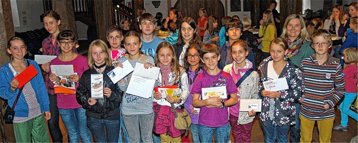 Eifrige Leser freuen sich über schöne Sachpreise.