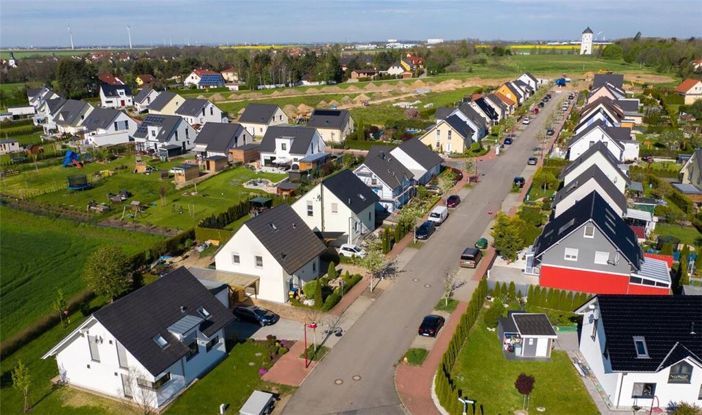 Eigenheime sind gefragt: Die Preise zogen 2025 deutlich an. (Archivbild)