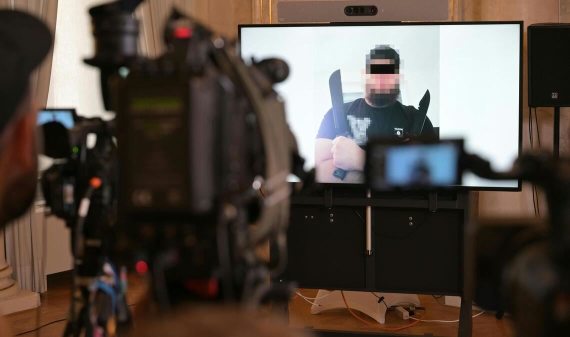 Ein 21-Jähriger steht wegen seiner mutmaßlichen Anschlagspläne auf ein Konzert von Taylor Swift nun vor Gericht