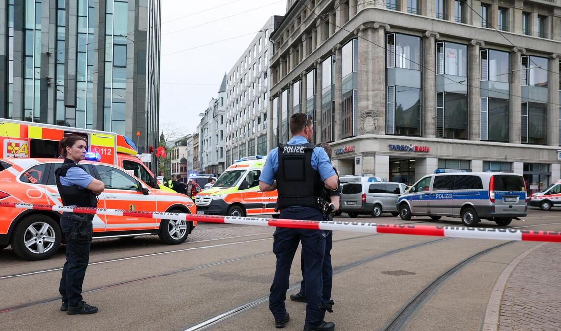 Ein Amokfahrer hat in Leipzig mehrere Menschen getötet und verletzt.