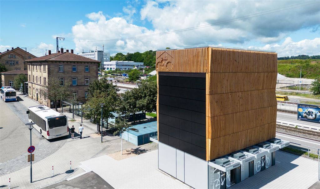 Ein Baustein für die Mobilitätswende soll das neue Radparkhaus sein. Jetzt fallen aber immer mehr Stolperfallen auf. Foto: Fotomoment
