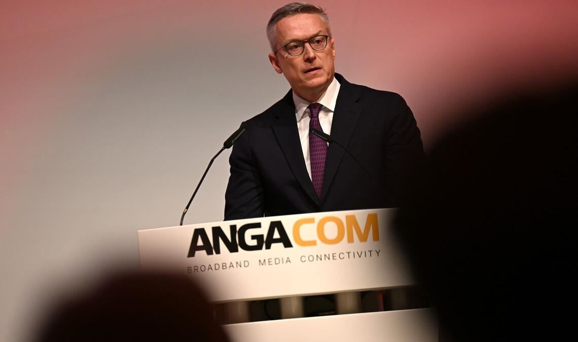 Ein DSL-Aus "mit der Brechstange" möche er nicht: Bundesdigitalminister Karsten Wildberger (CDU).