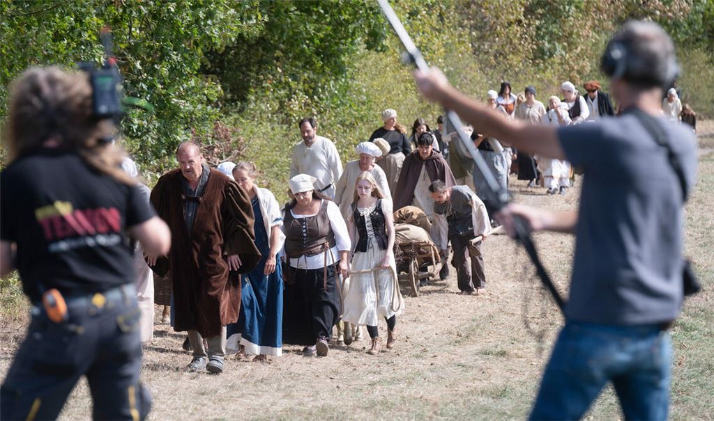 „Ein Dorf flieht“. Eine Szene des Pfälzischen Erbfolgekriegs wird abgedreht. Fotos: Fotomoment