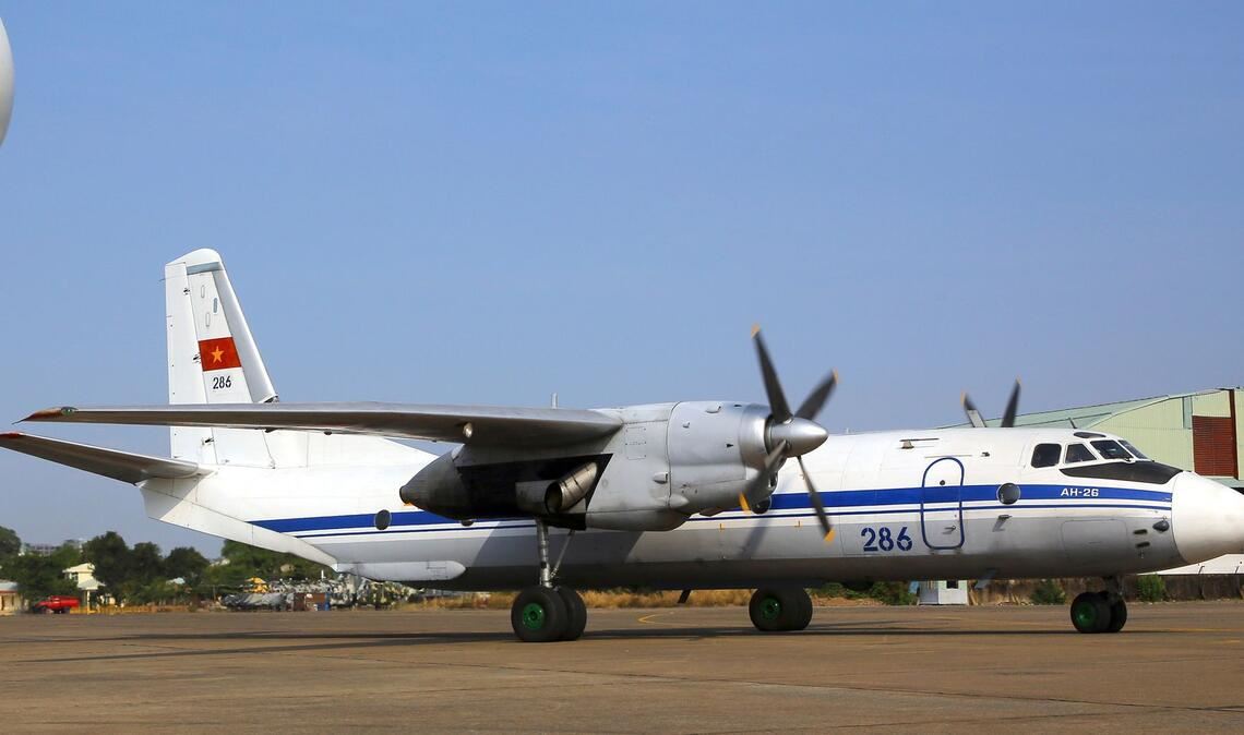 Ein Flugzeug ist auf der von Russland annektierten Schwarzmeer-Halbinsel Krim abgestürzt. (Symbolbild)