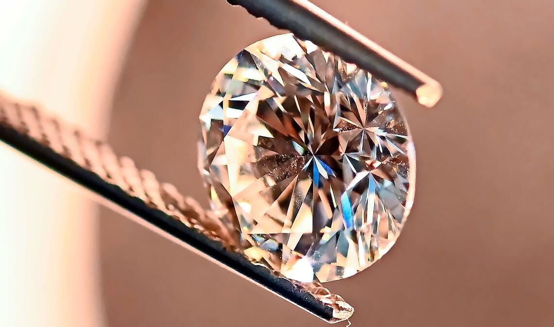 Polizei in Dubai fasst Diebesbande nach Raub eines 25-Millionen-Dollar-Diamanten Ein Händler hatte wohl den Diamanten aus Europa nach Dubai gebracht und wurde dann bestohlen. (Symbolbild)