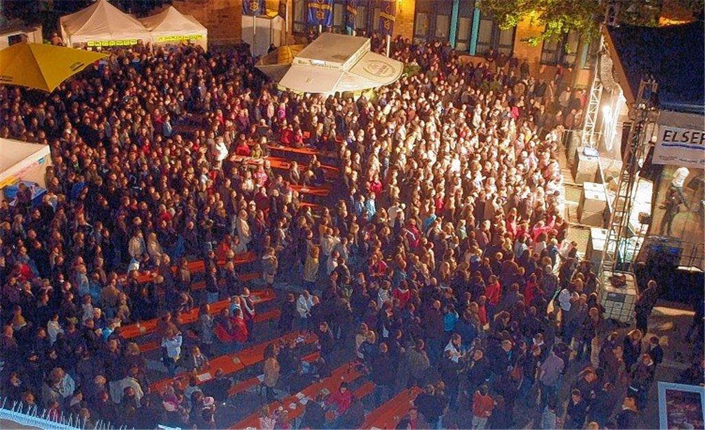 Jubiläumstrubel und Abrissahnung