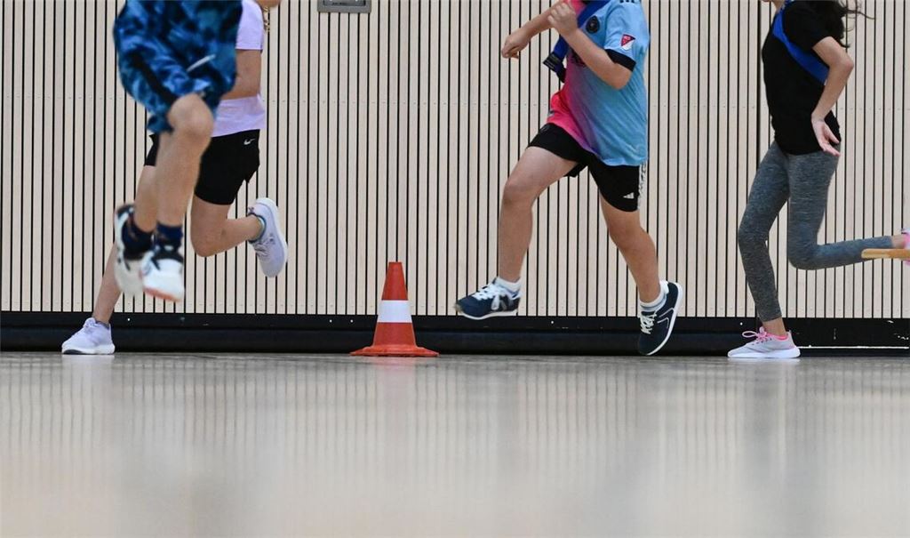 Ein KI-Tool könnte vielleicht bald die Benotung im Sportunterricht verändern. (Symbolbild)