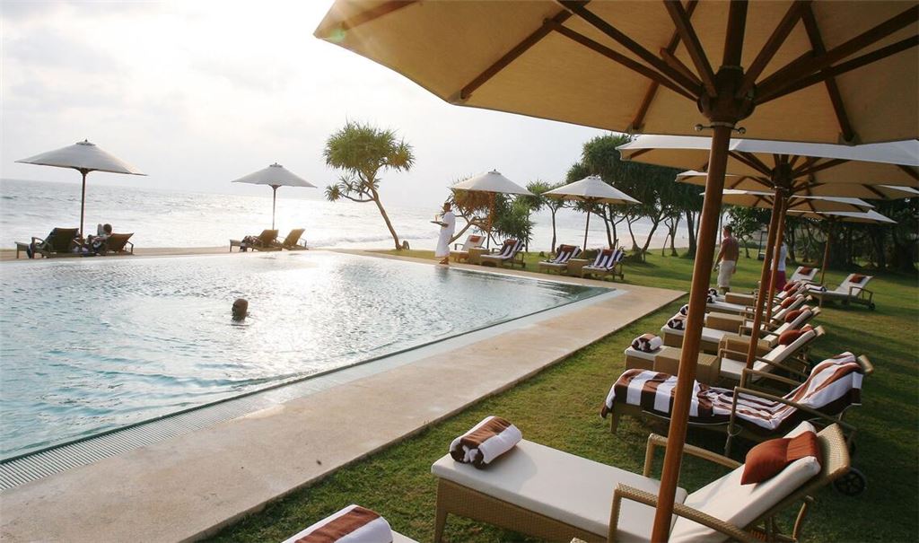 Ein Kläger darf den Reisepreis mindern, weil in seinem Urlaub die Liegen am Hotelpool mit Handtüchern reserviert waren. (Symbolbild)