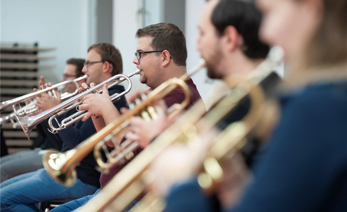 Ein Lichtblick in schwierigen Zeiten: Nach langer Zwangspause dürfen die Orchester des Musikvereins Mühlacker wieder proben.Fotomoment