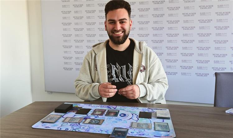 From zero to hero in the Yu-Gi-Oh! game