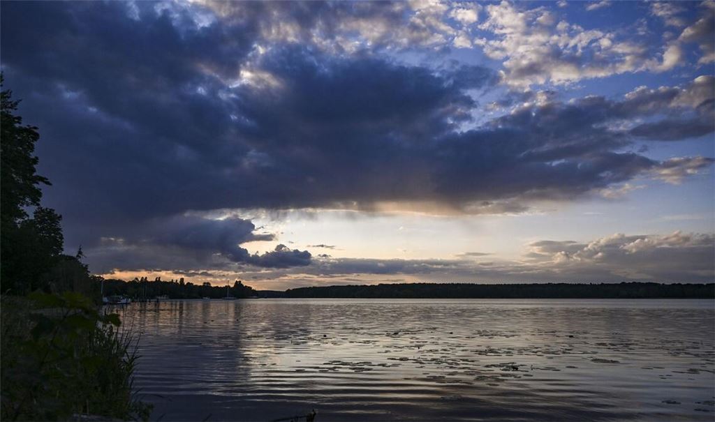 Ein Mix zwischen Sonne und Wolken wird fürs Wochenende erwartet. (Symbolfoto)