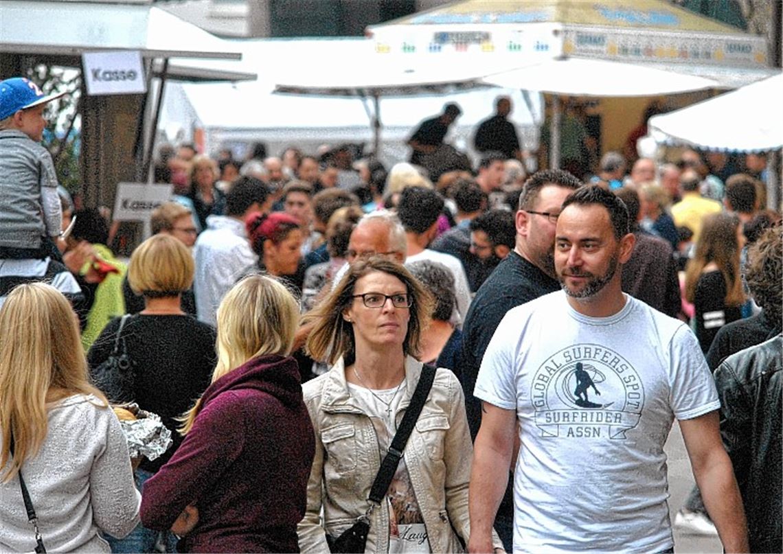 Turbulenter Auftakt trübt Festlaune nicht