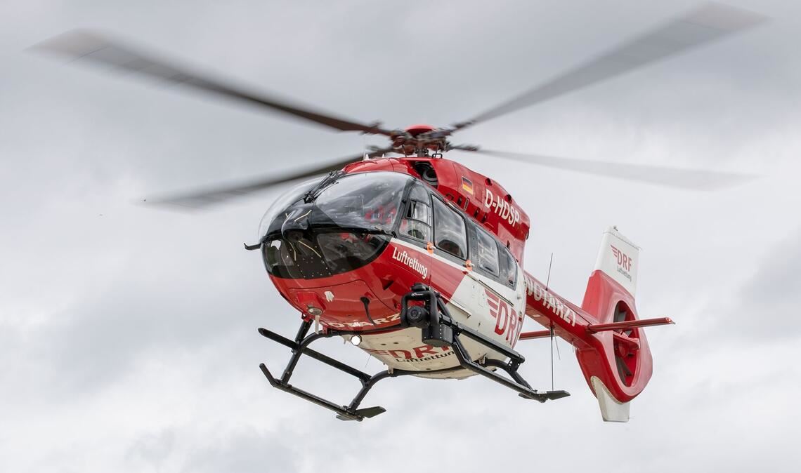 Ein Rettungshubschrauber brachte das Kind noch in ein Krankenhaus. (Symbolbild)