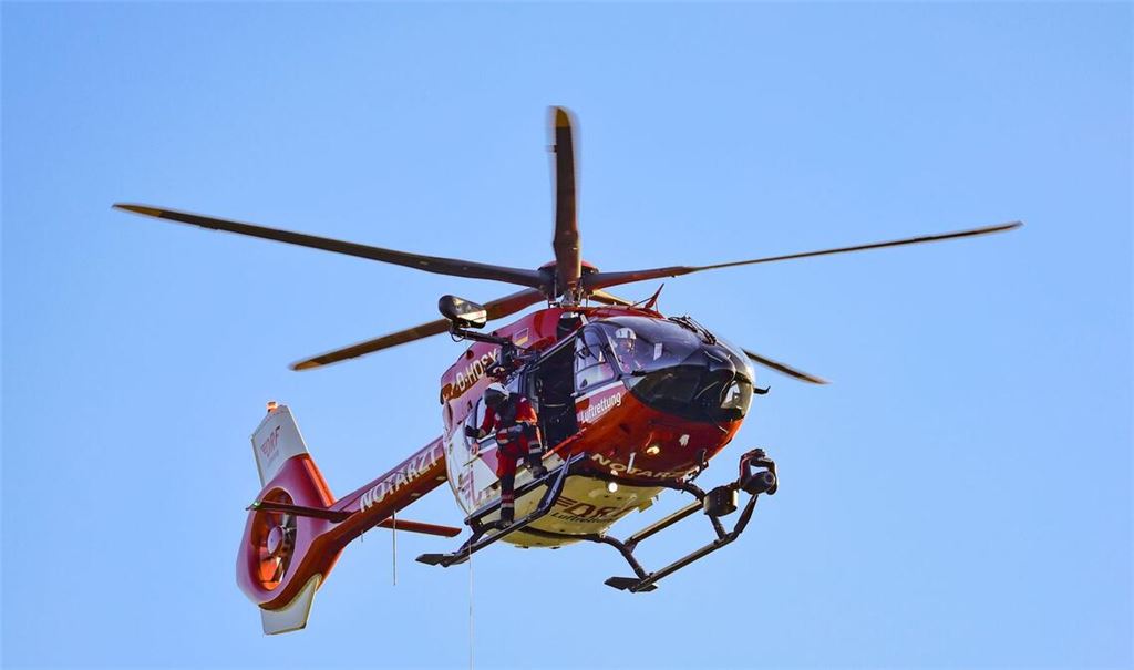 Ein Rettungshubschrauber war im Einsatz. (Symbolbild)