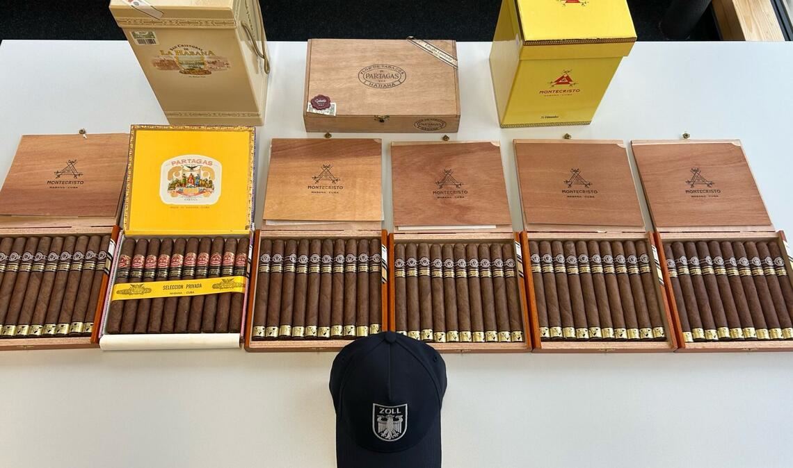 Ein Schweizer ist bei dem Versuch aufgeflogen, kostspielige Zigarren nach Deutschland zu schmuggeln. (Symbolbild)