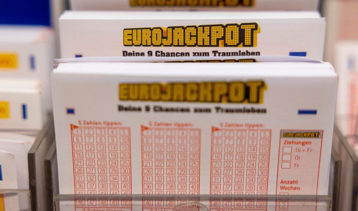 Ein Spieler oder eine Spielerin tippte auf die richtigen Zahlen und kann sich nun über mehr als 70 Millionen Euro freuen.