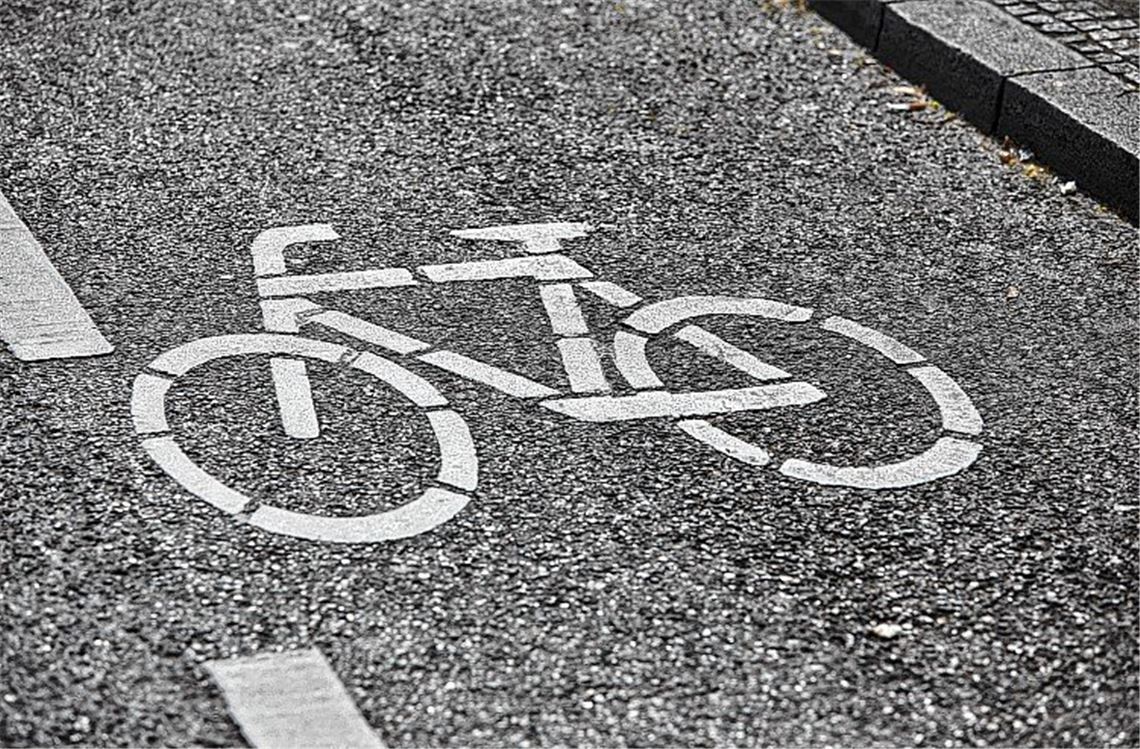 Lienzinger Straße erhält Schutzstreifen für Radler