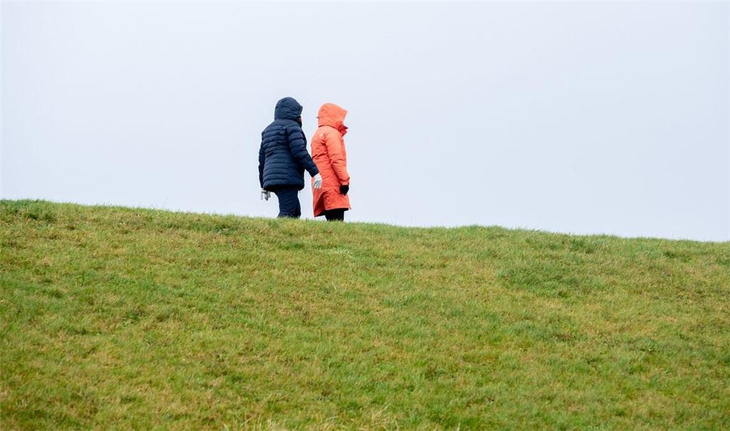 Ein Tief beeinflusst das Wetter in Deutschland am Wochenende. (Archivbild)