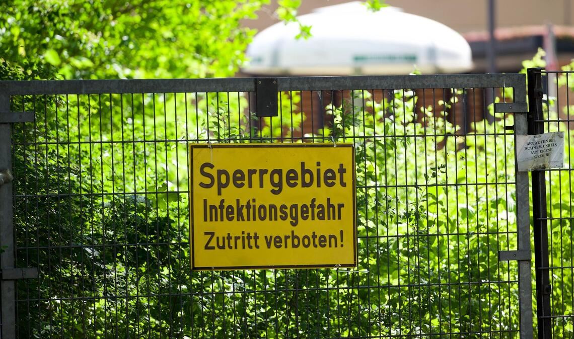 Ein US-Arzt, der sich im Ostkongo mit dem Ebolavirus angesteckt hat, wird in der Berliner Charité behandelt.