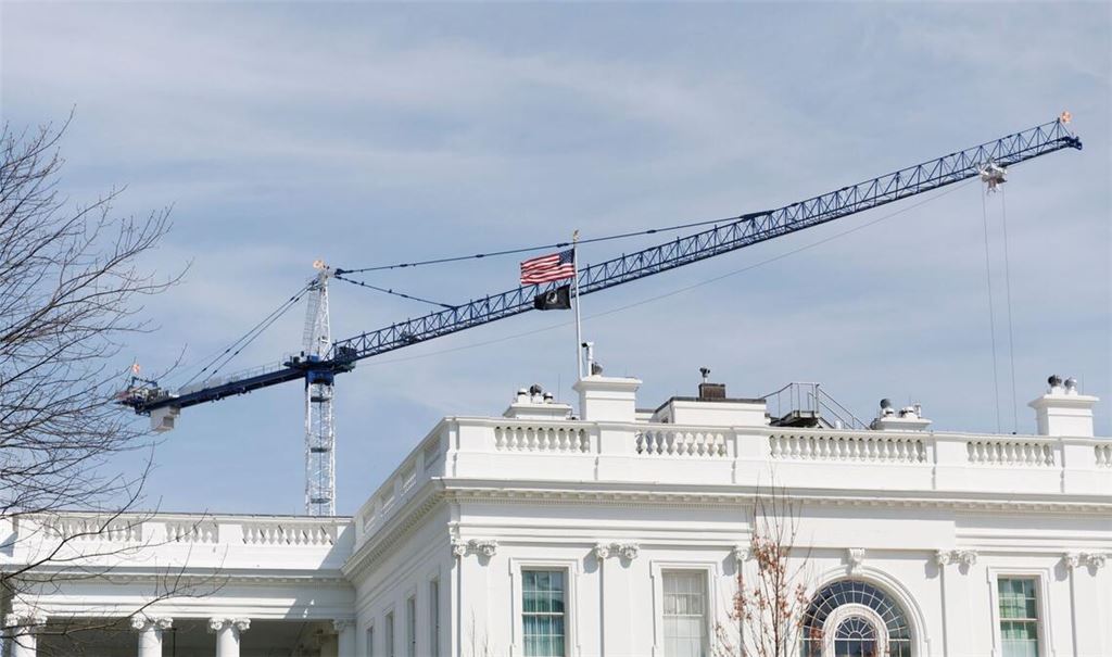 Ein US-Gericht hat die Bauarbeiten am Weißen Haus vorerst gestoppt.