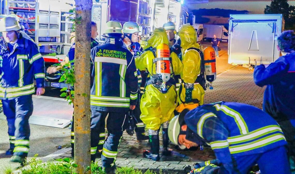 Ein Unfall in einer Firma in Dietlingen löst einen Großeinsatz aus. Foto: Einsatz-Report 24