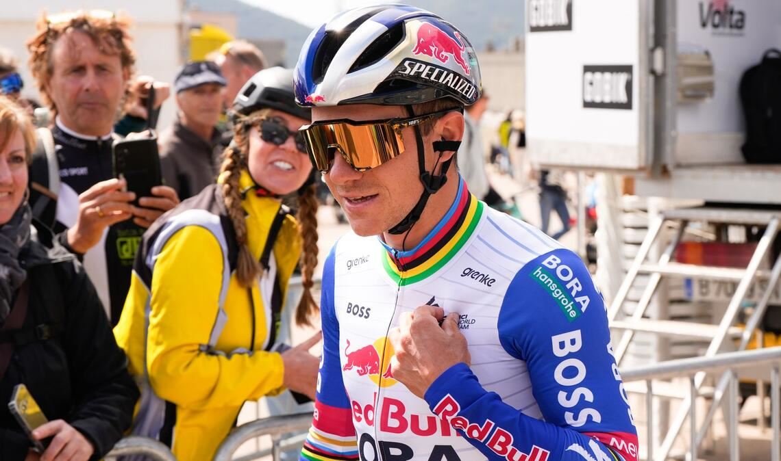 Ein Weltmeister als Helfer? Remco Evenepoel hatte bei der Katalonien-Rundfahrt damit kein Problem. (Archivbild)