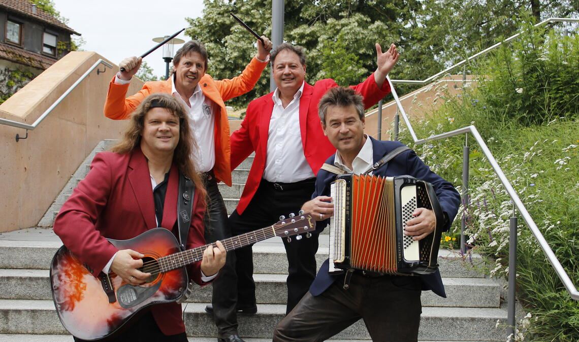 Ein aktuelles Bild mit (v.li.) Uwe Siegmund, Uwe und Matthias Pelz und Michael Gutjahr. Fotos: Archiv/Stromberger
