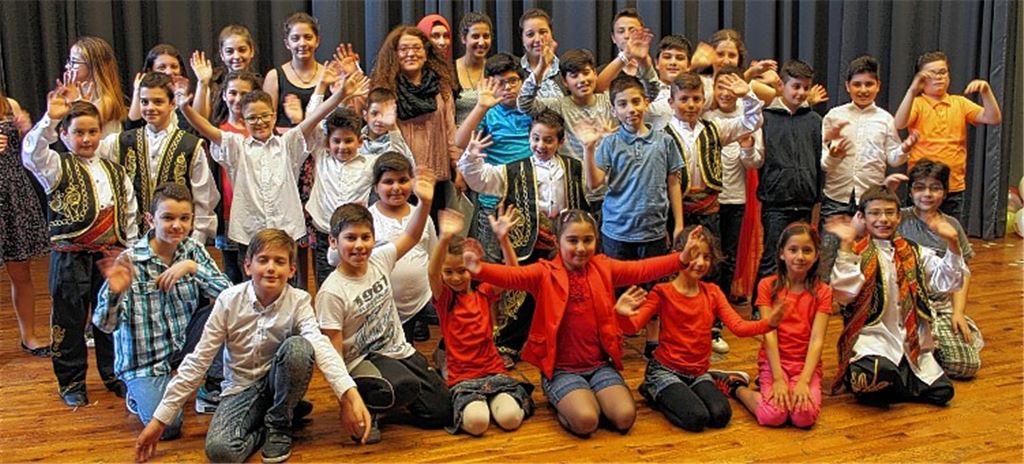 Ein fröhliches Zeichen für das Miteinander aller Nationen.