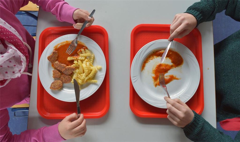 Ein gemeinsames Mittagessen hat einen verbindenden Charakter. (Symbolbild)