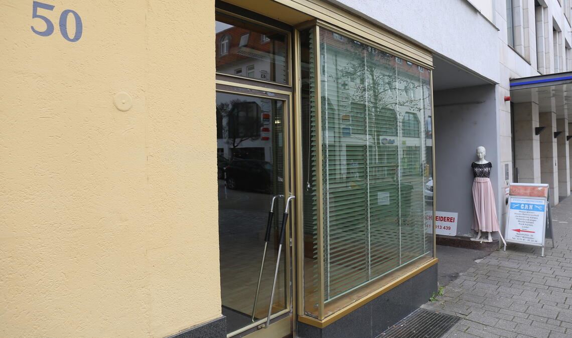 Ein neuer Leerstand in der Bahnhofstraße: der „Strickbär“ hat geschlossen. Foto: Steigleder