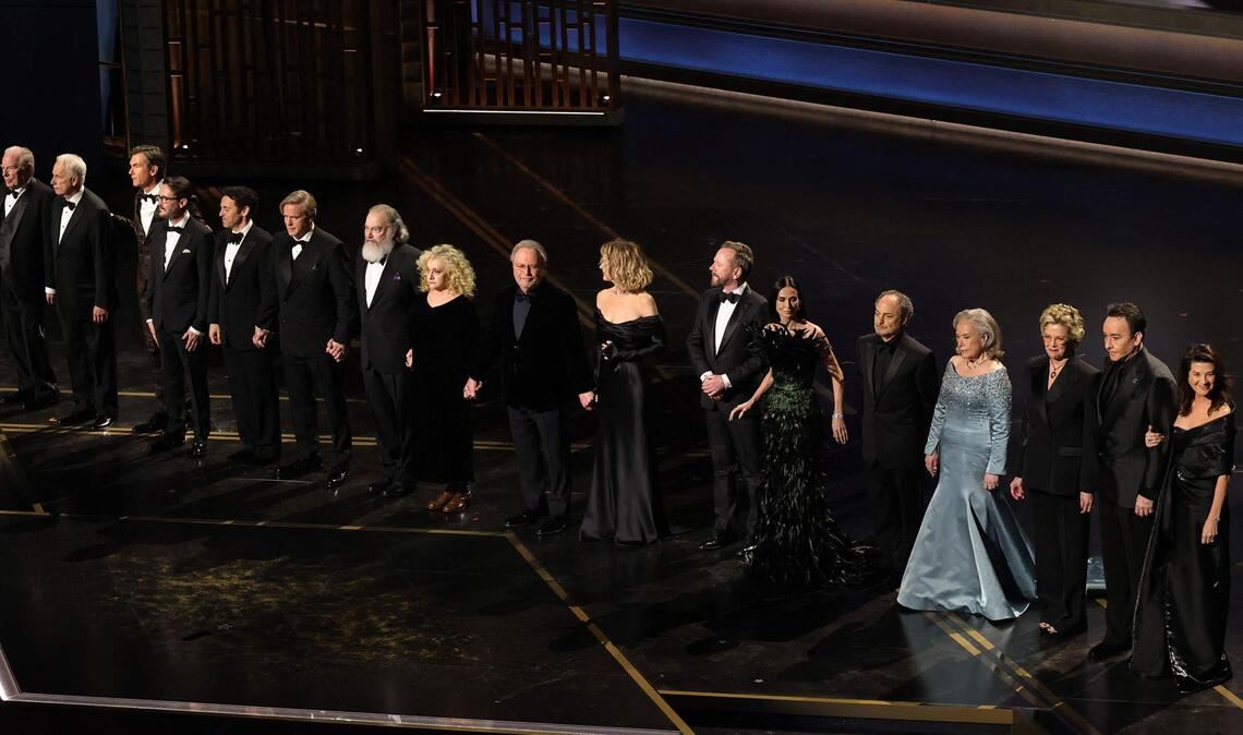 Ein paar der größten Stars von Hollywood erinnern bei den Oscars an den ermordeten Regisseur Rob Reiner.