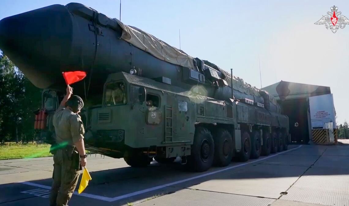 Ein russischer Raketenwerfer des Typs Jars bei einer Übung. (Archivbild)