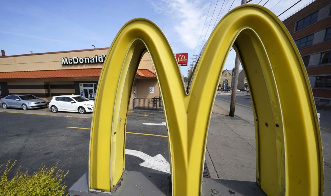 Ein stärkerer Fokus auf günstigere Menü-Angebote in den USA hat McDonald’s im vergangenen Quartal zu beschleunigtem Wachstum verholfen.