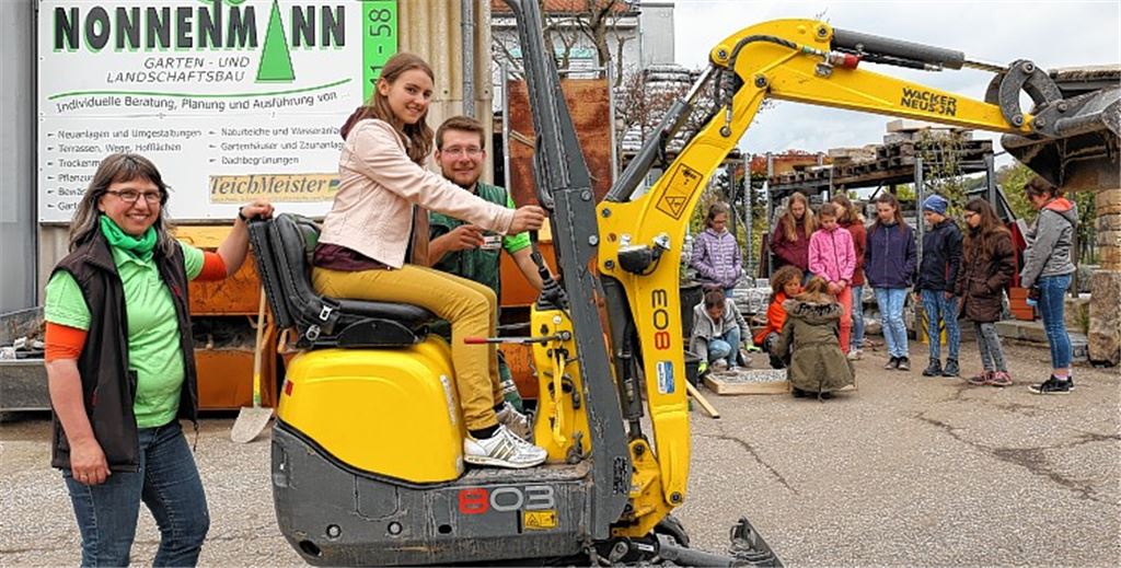 Mädchen entdecken die Männerberufe