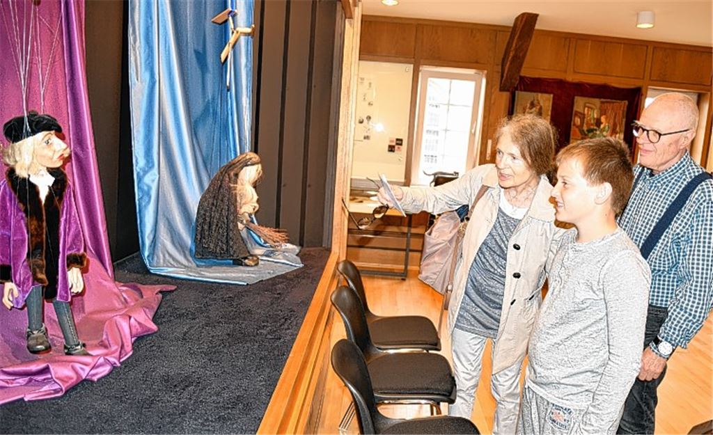 Für Faust ist kein Weg zu weit