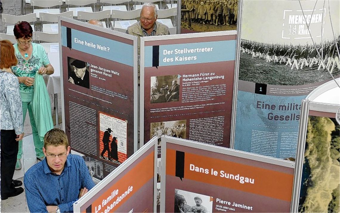 Eindrucksvolle Biografien mit vielen Fotos und Zitaten bringen den Ausstellungsbesuchern die Schicksale des Ersten Weltkriegs näher.