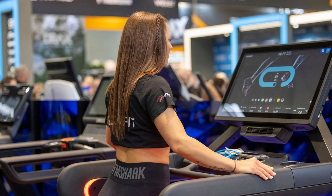 Eine Fibo-Besucherin beim Training.