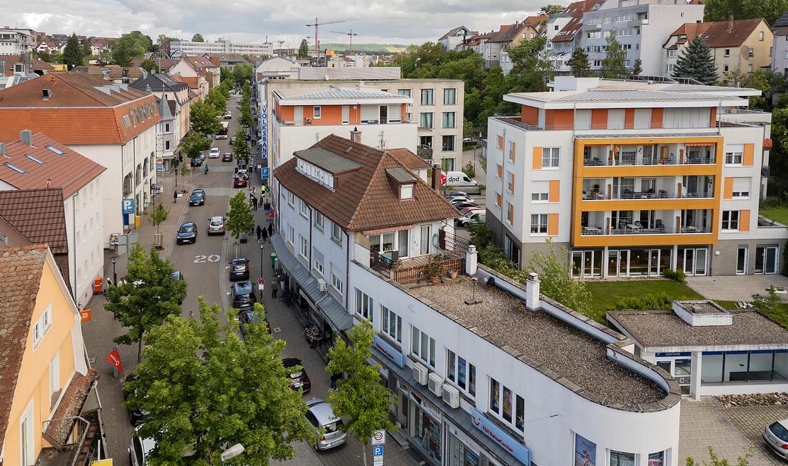 Eine Frage, die im Rahmen des ISEK-Verfahrens geklärt werden soll: Wohin steuert die Mühlacker Einkaufsinnenstadt? Foto: Fotomoment