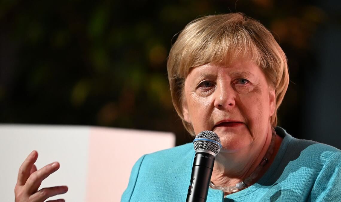 Merkel könnte sich Frau als Bundespräsidentin gut vorstellen Eine Frau als Bundespräsidentin? Für Angela Merkel natürlich denkbar.