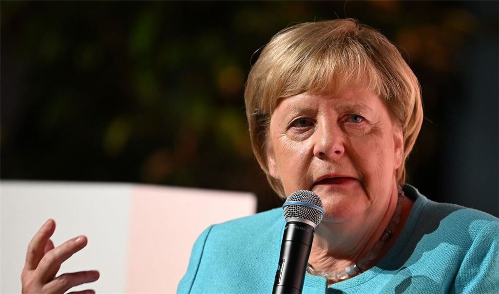 Eine Frau als Bundespräsidentin? Für Angela Merkel natürlich denkbar.