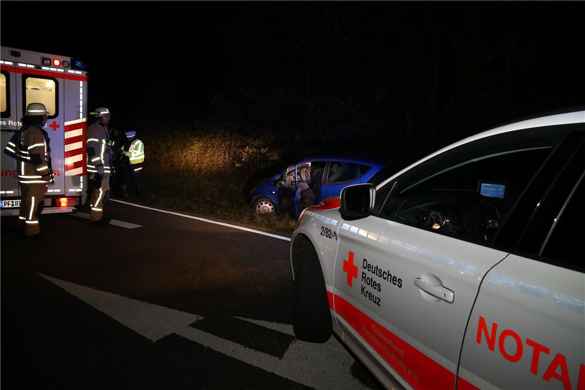 Unfall bei Enzberg: Frau erleidet Schock 910_0008_122201_mar_Unfall_Enzberg