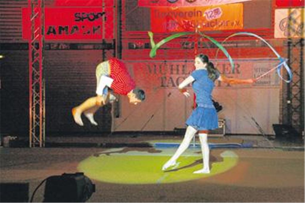 Eine Mischung aus Anmut und Akrobatik erwartet das Publikum in der Enztalsporthalle.
Archivfoto: Eigner