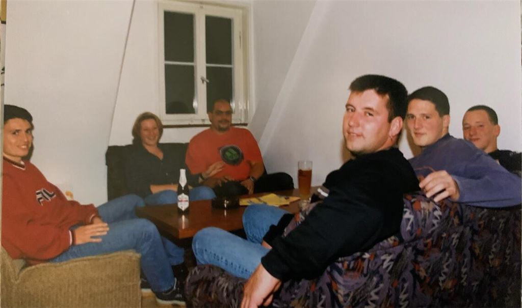 Eine Momentaufnahme des Jugendraums aus früheren Zeiten. Fotos: Stahlfeld, privat