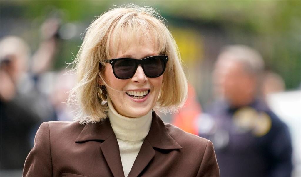 Eine New Yorker Geschworenenjury sieht es als erwiesen an, dass Donald Trump die US-Autorin E. Jean Carroll 1996 sexuell missbrauchte.