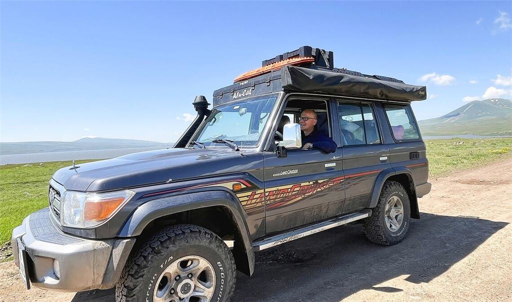 Eine Reise an den Kaukasus: Für ein aktuelles Projekt ist Duppel in Georgien unterwegs und macht sich ein Bild der gesellschaftlichen und politischen Verhältnisse. Fotos: privat