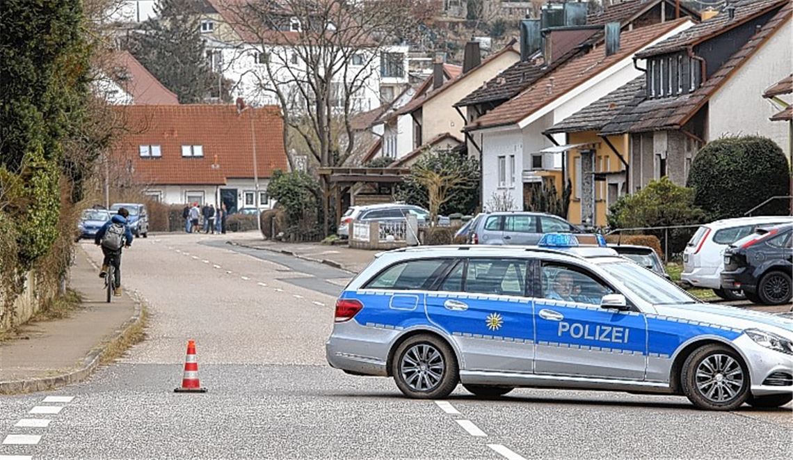 Ermittler kehren an den Tatort zurück