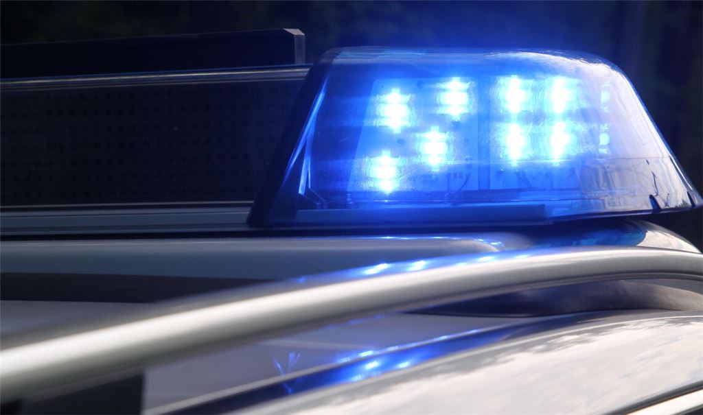 Eine Tempokontrolle führt in Mühlacker zu einem Streit, bei dem ein Mitarbeiter des Landratsamts verletzt wird. Jetzt sucht die Polizei Zeugen des Vorfalls. Symbolfoto: Archiv/Disselhoff